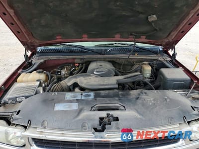 Zdjęcie 12 z 13 samochodu: 2002 CHEVROLET SUBURBAN C1500 VIN:1GNEC16Z52J332111 - miniatura