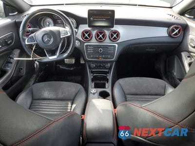 Zdjęcie 8 z 12 samochodu: 2015 MERCEDES BENZ CLA 250 4MATIC VIN:WDDSJ4GB7FN221598 - miniatura