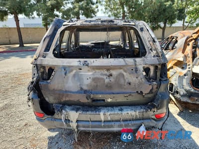 Zdjęcie 6 z 12 samochodu: 2011 JEEP GRAND CHEROKEE LAREDO VIN:1J4RR4GG8BC635647 - miniatura