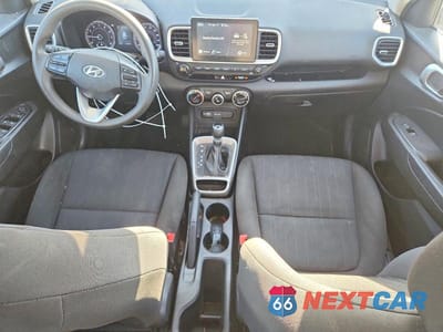 Zdjęcie 8 z 12 samochodu: 2022 HYUNDAI VENUE SE VIN:KMHRB8A38NU147347 - miniatura