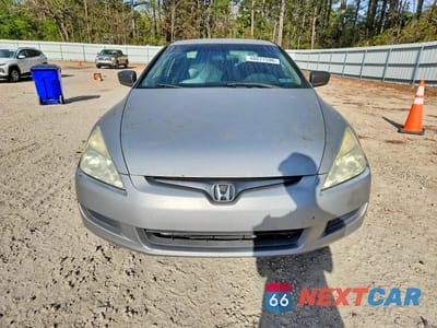 Piąte zdjęcie samochodu w środku: 2005 HONDA ACCORD LX VIN:1HGCM72575A025130 - miniatura