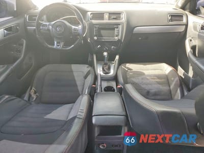 Zdjęcie 8 z 12 samochodu: 2012 VOLKSWAGEN JETTA GLI VIN:3VW4A7AJ1CM123612 - miniatura