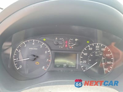 Zdjęcie 9 z 12 samochodu: 2016 NISSAN SENTRA S VIN:3N1AB7AP9GY216225 - miniatura