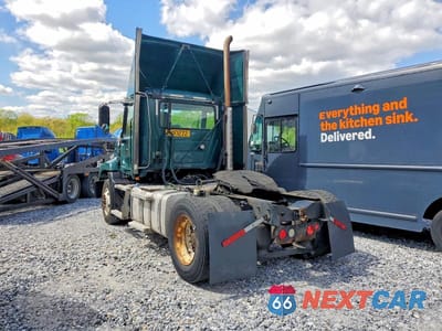 Trzecie zdjęcie samochodu z tyłu: 2015 MACK CXU612 SEMI TRUCK VIN:1M1AW01X2FM007130 - miniatura