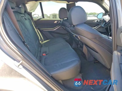 Zdjęcie 10 z 12 samochodu: 2025 BMW X5 XDRIVE50E VIN:5UX43EU04S9Y94498 - miniatura