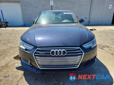 Piąte zdjęcie samochodu w środku: 2017 AUDI A4 PREMIUM VIN:WAUANAF41HN041173 - miniatura