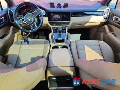 Zdjęcie 8 z 12 samochodu: 2022 PORSCHE CAYENNE VIN:WP1AA2AYXNDA01995 - miniatura