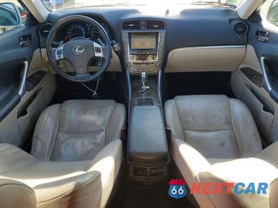 Zdjęcie 8 z 13 samochodu: 2011 LEXUS IS 250 BASE VIN:JTHBF5C27B5136762 - miniatura