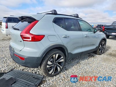 Trzecie zdjęcie samochodu z tyłu: 2024 VOLVO XC40 ULTIMATE VIN:YV4L12UM7R2346564 - miniatura