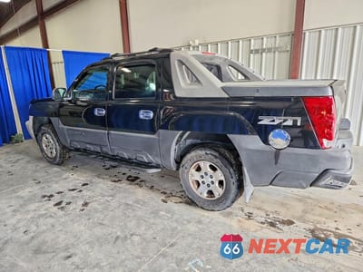Drugie zdjęcie samochodu z przodu: 2004 CHEVROLET AVALANCHE K1500 VIN:3GNEK12T04G185270 - miniatura