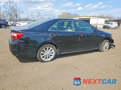 Trzecie zdjęcie samochodu z tyłu: 2012 TOYOTA CAMRY HYBRID XLE VIN:4T1BD1FK7CU029208 - miniatura