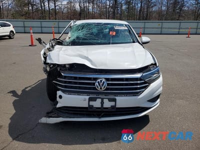 Piąte zdjęcie samochodu w środku: 2019 VOLKSWAGEN JETTA S VIN:3VWC57BU9KM270607 - miniatura