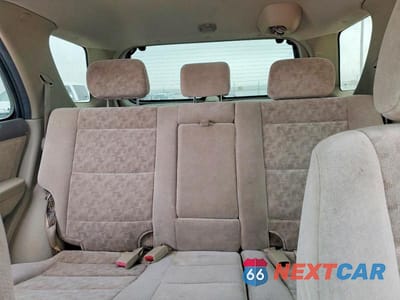 Zdjęcie 10 z 12 samochodu: 2004 KIA SORENTO LX VIN:KNDJC733745183965 - miniatura