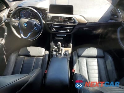 Zdjęcie 8 z 12 samochodu: 2018 BMW X3 XDRIVE30I VIN:5UXTR9C53JLC74776 - miniatura