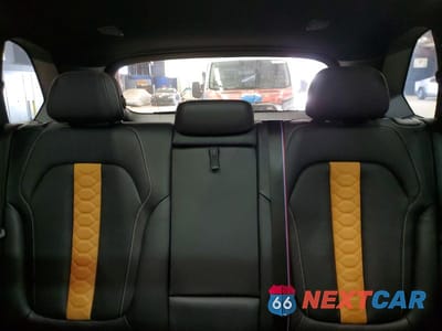 Zdjęcie 10 z 12 samochodu: 2021 BMW X5 M VIN:5YMJU0C07M9F23158 - miniatura