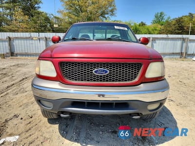 Piąte zdjęcie samochodu w środku: 2001 FORD F150 VIN:1FTRF18L11NB46258 - miniatura