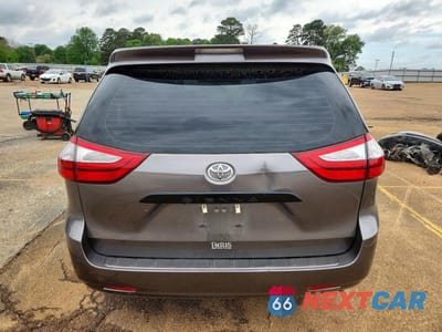 Zdjęcie 6 z 14 samochodu: 2017 TOYOTA SIENNA L 7-PASSENGER VIN:5TDZZ3DC8HS790580 - miniatura