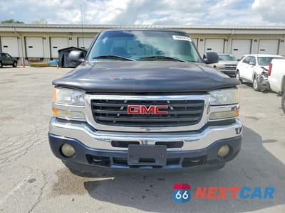 Piąte zdjęcie samochodu w środku: 2005 GMC NEW SIERRA K1500 VIN:1GTEK19B45E174285 - miniatura