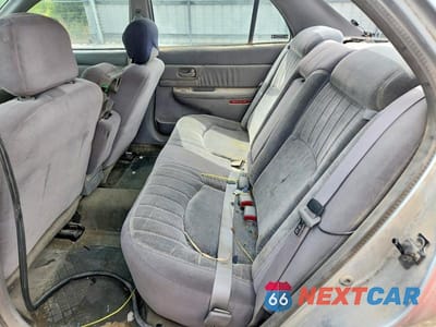 Zdjęcie 10 z 12 samochodu: 2002 BUICK CENTURY CUSTOM VIN:2G4WS52J821231593 - miniatura