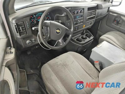 Zdjęcie 8 z 13 samochodu: 2013 CHEV EXPRESS G2500 VIN:1GCWGFCA9D1151447 - miniatura