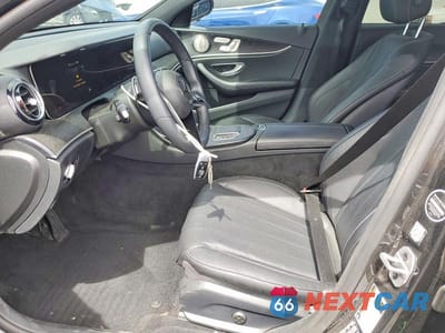 Zdjęcie 7 z 13 samochodu: 2022 MERCEDES-BENZ E 350 VIN:W1KZF8DB8NB070086 - miniatura