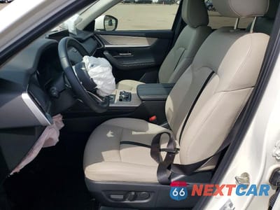 Zdjęcie 7 z 13 samochodu: 2024 MAZDA CX-90 PREFERRED PLUS VIN:JM3KKCHD8R1145393 - miniatura