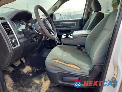 Zdjęcie 7 z 12 samochodu: 2018 RAM 2500 SLT VIN:3C6UR5DLXJG277641 - miniatura