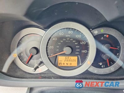 Zdjęcie 9 z 13 samochodu: 2009 TOYOTA RAV4 BASE VIN:JTMZK33V49D001085 - miniatura