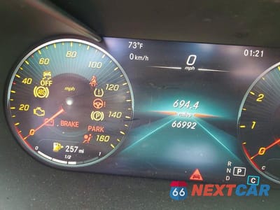 Zdjęcie 9 z 13 samochodu: 2020 MERCEDES-BENZ C 300 4MATIC VIN:W1KWF8EB5LR596732 - miniatura
