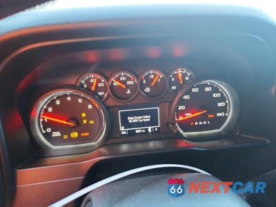 Zdjęcie 9 z 11 samochodu: 2021 CHEVROLET SILVERADO C1500 CUSTOM VIN:3GCPWBEH0MG136119 - miniatura