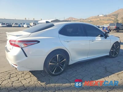 Trzecie zdjęcie samochodu z tyłu: 2019 TOYOTA CAMRY XSE V6 VIN:4T1BZ1HK9KU507187 - miniatura