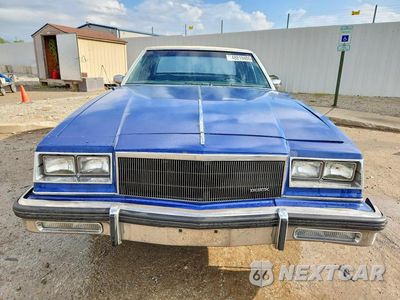 Piąte zdjęcie samochodu w środku: 1984 BUICK LESABRE CUSTOM VIN:1G4AN69Y5EH927632 - miniatura