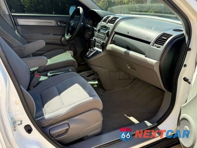 Piąte zdjęcie samochodu w środku: 2008 HONDA CR-V EX VIN:JHLRE38568C041658 - miniatura