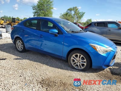 Czwarte zdjęcie samochodu z boku: 2017 TOYOTA YARIS IA BASE VIN:3MYDLBYV1HY178278 - miniatura
