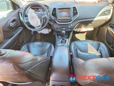 Zdjęcie 8 z 14 samochodu: 2014 JEEP CHEROKEE TRAILHAWK VIN:1C4PJMBS5EW216111 - miniatura