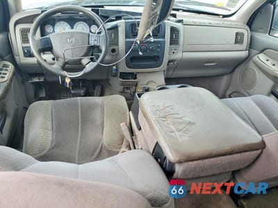 Zdjęcie 8 z 12 samochodu: 2004 DODGE RAM 1500 ST VIN:1D7HA18D84J115710 - miniatura