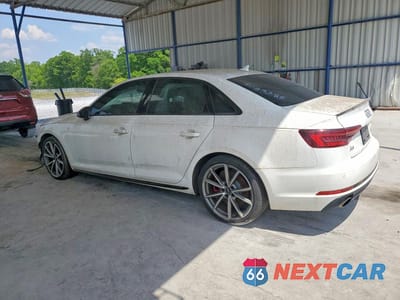 Drugie zdjęcie samochodu z przodu: 2018 AUDI A4 PREMIUM PLUS VIN:WAUENAF42JA145878 - miniatura