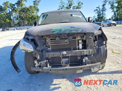 Piąte zdjęcie samochodu w środku: 2017 INFINITI QX80 BASE VIN:JN8AZ2NE6H9157635 - miniatura
