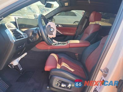 Zdjęcie 7 z 13 samochodu: 2025 BMW X6 XDRIVE40I VIN:5UX33EX08S9Z99830 - miniatura