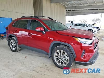 Czwarte zdjęcie samochodu z boku: 2024 TOYOTA RAV4 XLE PREMIUM VIN:2T3C1RFV2RW343967 - miniatura