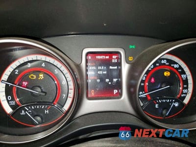 Zdjęcie 9 z 14 samochodu: 2015 DODGE JOURNEY CROSSROAD VIN:3C4PDDGG6FT607285 - miniatura