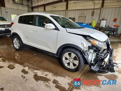 Czwarte zdjęcie samochodu z boku: 2012 KIA SPORTAGE LX VIN:KNDPB3A25C7297918 - miniatura