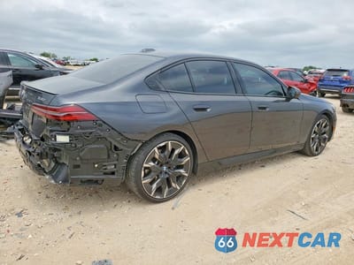 Trzecie zdjęcie samochodu z tyłu: 2025 BMW 530 I VIN:WBA43FJ00SCU14680 - miniatura