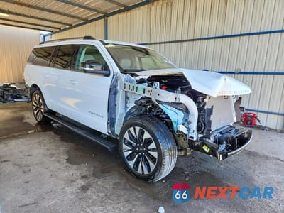 Czwarte zdjęcie samochodu z boku: 2025 FORD EXPEDITION MAX PLATINUM VIN:1FMJK1M81SEA36480 - miniatura