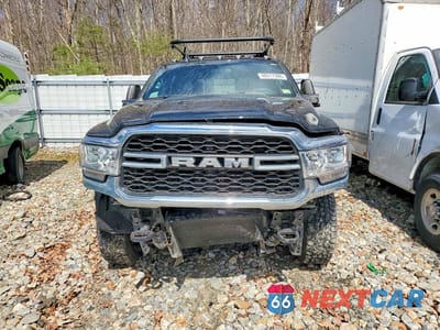 Piąte zdjęcie samochodu w środku: 2024 RAM 3500 TRADESMAN VIN:3C63R3CLXRG225181 - miniatura