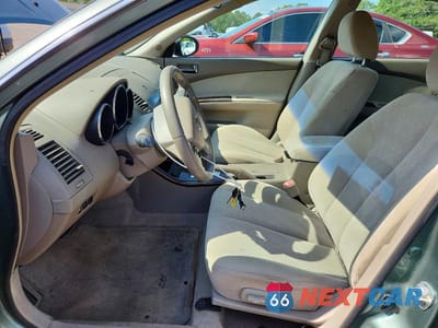 Zdjęcie 7 z 12 samochodu: 2006 NISSAN ALTIMA 3.5 SE VIN:1N4BL11D76C212205 - miniatura