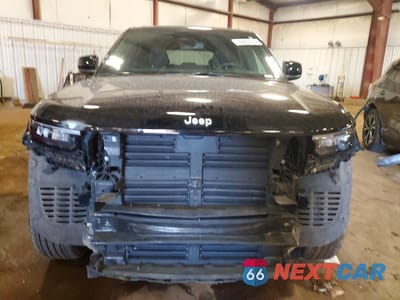 Piąte zdjęcie samochodu w środku: 2024 JEEP GRAND CHEROKEE LAREDO VIN:1C4RJHAG5RC164175 - miniatura