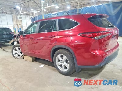 Drugie zdjęcie samochodu z przodu: 2023 TOYOTA HIGHLANDER LE VIN:5TDKDRAH7PS501366 - miniatura