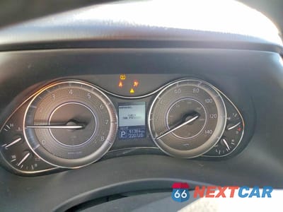 Zdjęcie 9 z 12 samochodu: 2016 INFINITI QX80 BASE VIN:JN8AZ2NE5G9123944 - miniatura