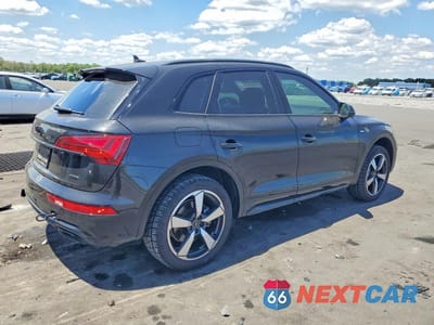 Trzecie zdjęcie samochodu z tyłu: 2022 AUDI Q5 PREMIUM PLUS 45 VIN:WA1EAAFY5N2079130 - miniatura